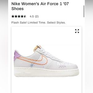 Nike Women's Air Force 1 '07